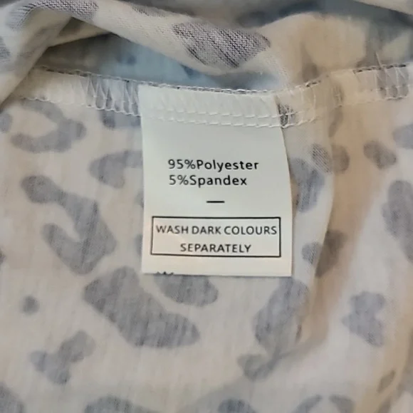 NWOT Womens Leopard Print Tank - Picture 2 of 3